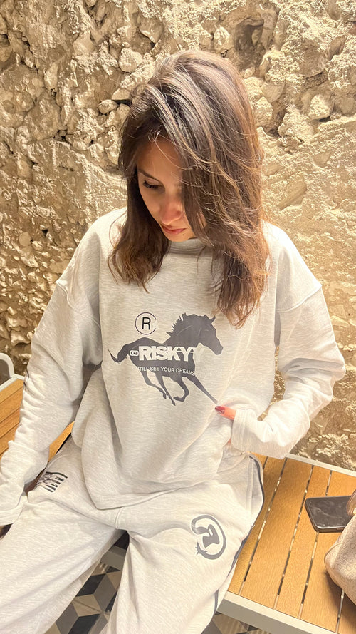 Gray long sleeve shirt